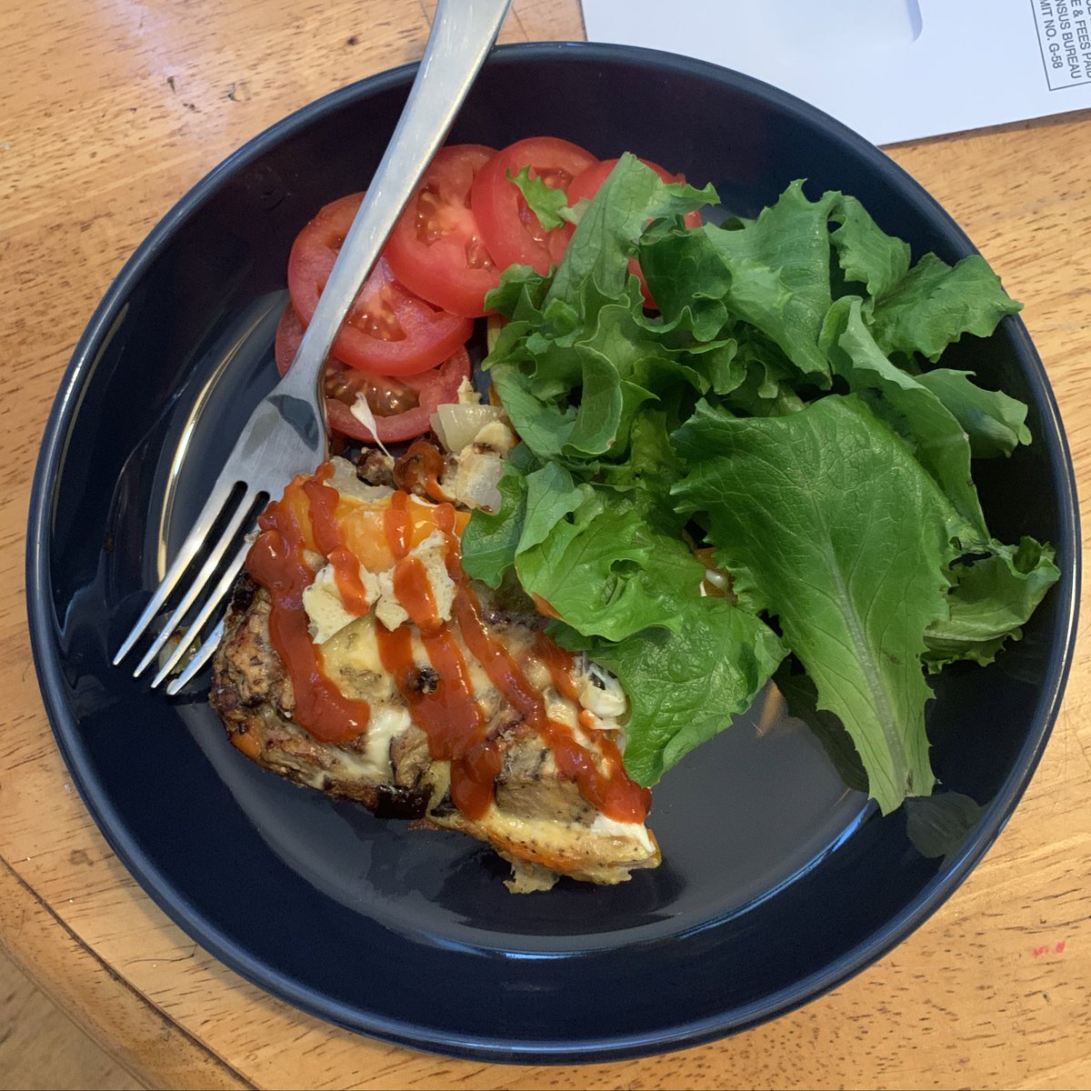 breakfast4din's tweet photo. made a frittata with leftover eggplant and misc cheeses, tomatoes as an afterthought and a lil salad just cos https://t.co/WE1QK5Xu7i