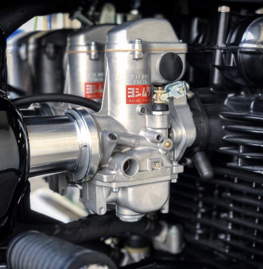 雅之 ヨシムラvm29スムースボア ネットでちょっと調べたけど消耗品出るね 夜な夜なバラしてオーバーホールしよう 大きなダメージが無ければいいなぁ 4枚目の写真ぐらいに仕上げたい 良い酒のつまみです