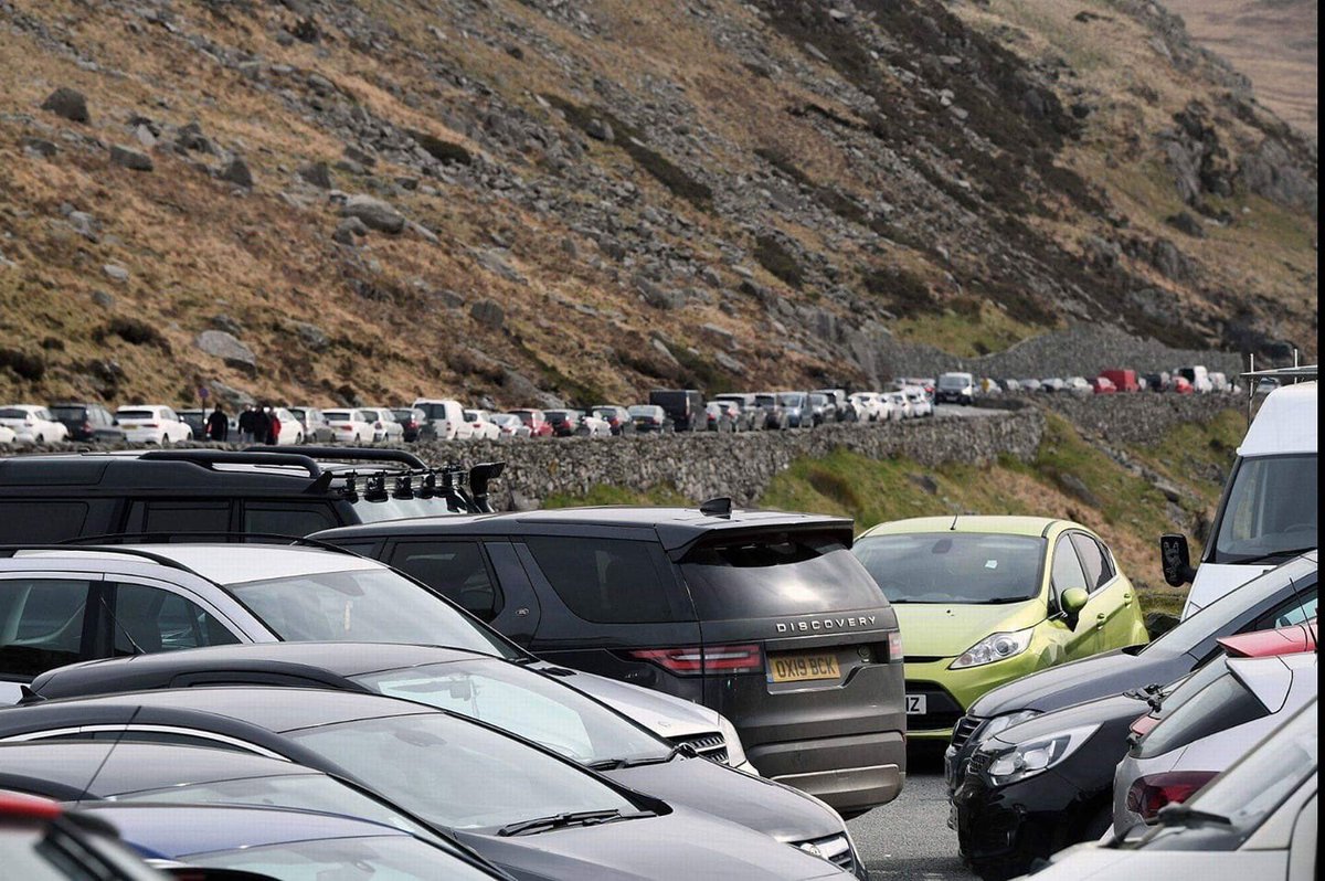 This is a #pandemic not a Bank Holiday. What bit of non-essential travel means coming from across the UK, potentially with CV, to climb Snowdon; strip local shops of food; put Mountain Rescue at risk at least twice today &amp; pressure on a limited NHS; &amp; ignoring social distancing?