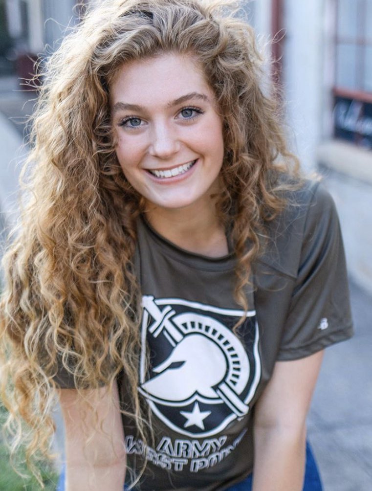 tnvbc's tweet photo. Congrats to our 18-1’s outside hitter Calla Shotwell for receiving a nomination to the United States Military Academy at West Point and will be able to continue to play volleyball there!!! Way to go!!! #goarmybeatnavy @bhsjustus @WestPoint_USMA @callashotwell01 https://t.co/tkU2y8la27