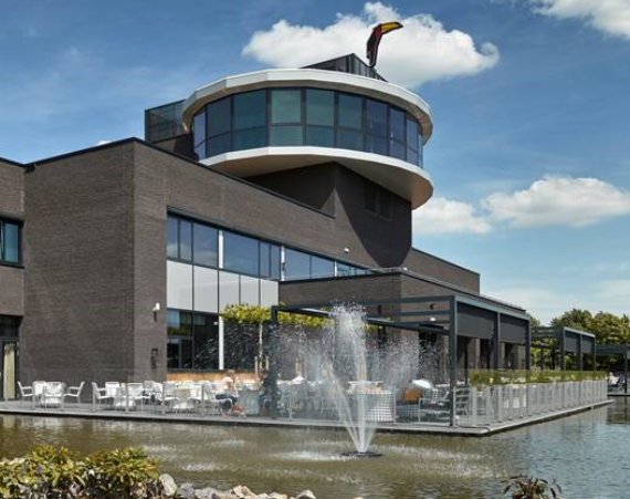 Hard aan de slag in Uden! Noodvoorziening voor bevallingen, in v/d Valk-Uden. Verloskundigen, collega's <a href="/stichtingSTBN/">STBN - Geboortezorg</a>: succes!! telegraaf.nl/nieuws/1873550…