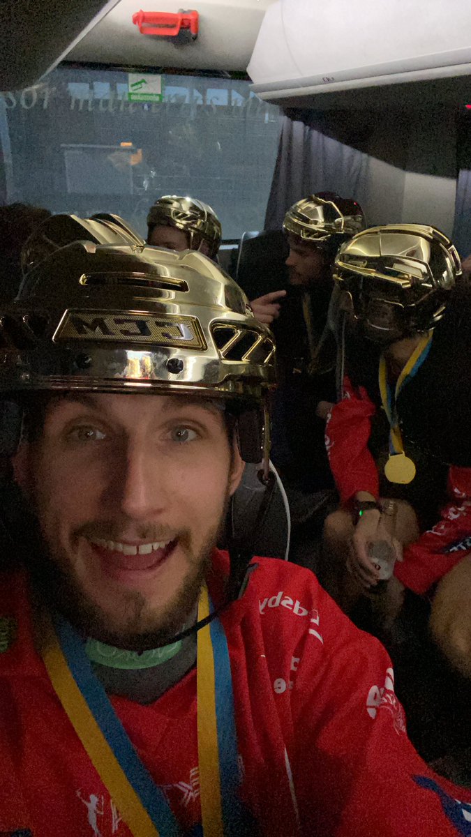 Simon Jansson tweet media