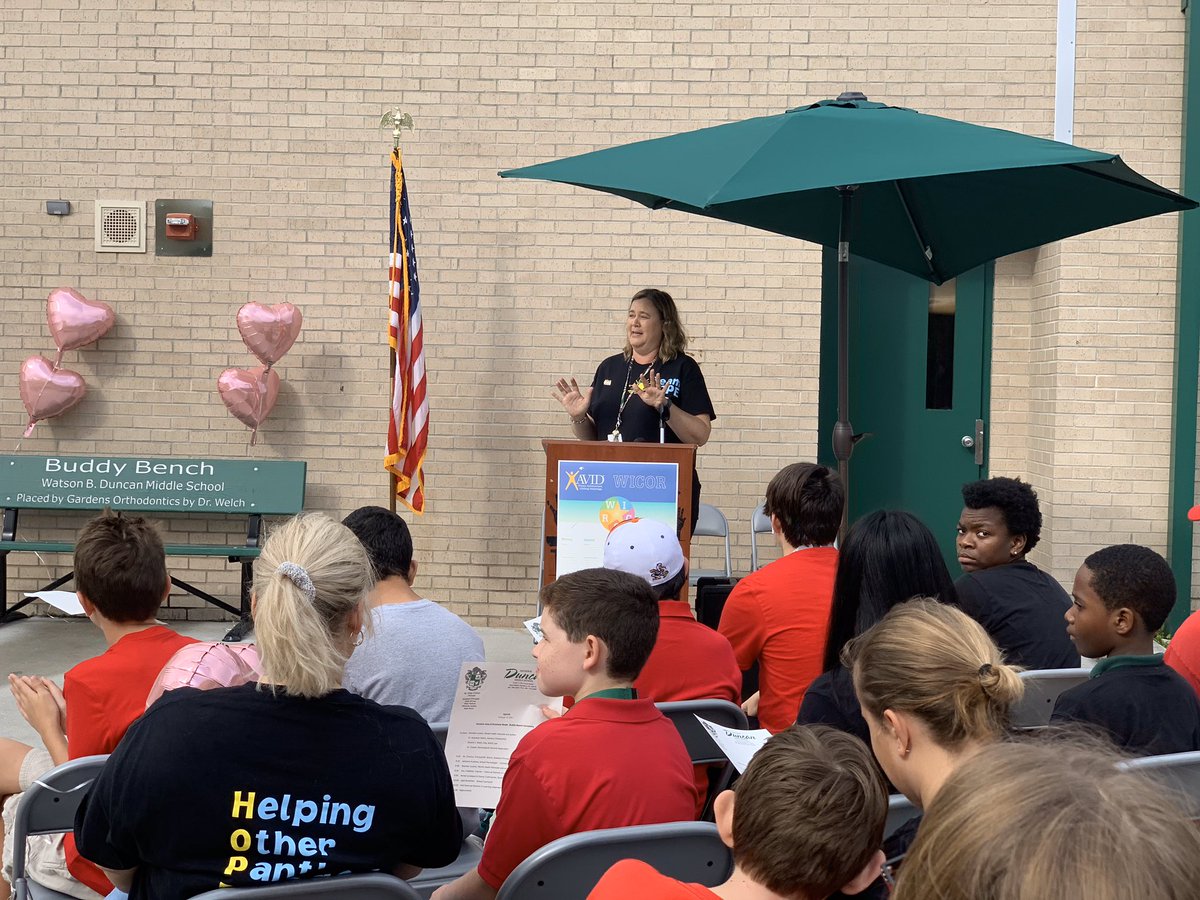 CooperMtza's tweet photo. Time to think about positive mental health initiatives to support youth.  Adrienne Avallone, school psychologist, worked with orthodontist, Dr. Welch &amp; Loverly Sheridan, author &amp; MHAssociationBoard Member, to establish the “Buddy Bench” @ Watson Duncan Middle. Engage w/ Kindness! https://t.co/OFEwhD29mn
