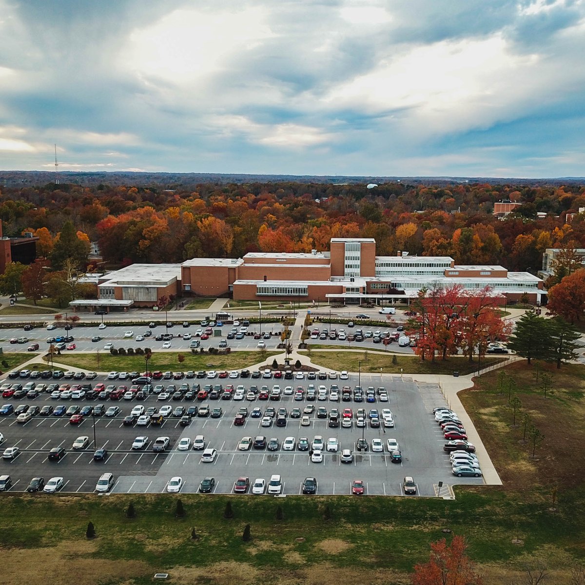 As of March 20, 2020, at 11:59 pm., per the Illinois Emergency Order from Governor J.B. Pritzker, the SIU Student Center will be closed until further notice. For the most current updates on SIU’s COVID-19 response, visit shc.siu.edu/coronavirus/