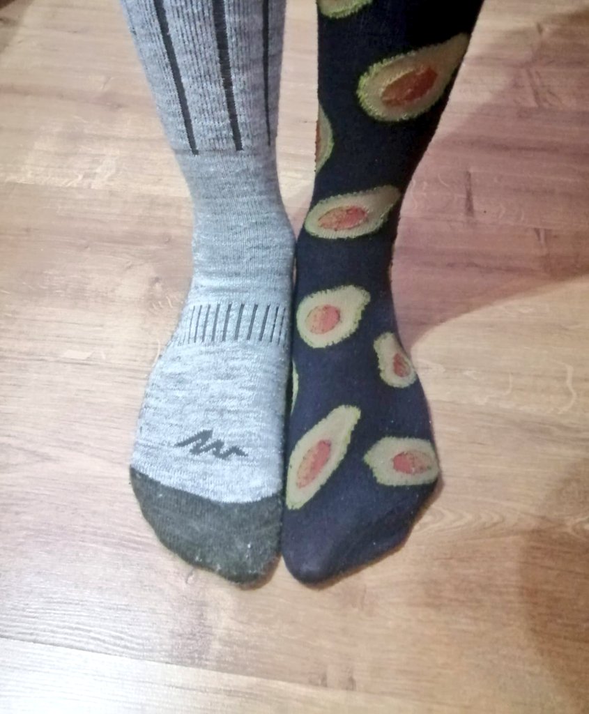 _CJCM_'s tweet photo. 📆 Hoy llevamos calcetines desparejados para dar visibilidad y fomentar la inclusión de las personas con Sindrome de Down.
 
#DiaMundialSindromeDown https://t.co/hsgbO3E3c7