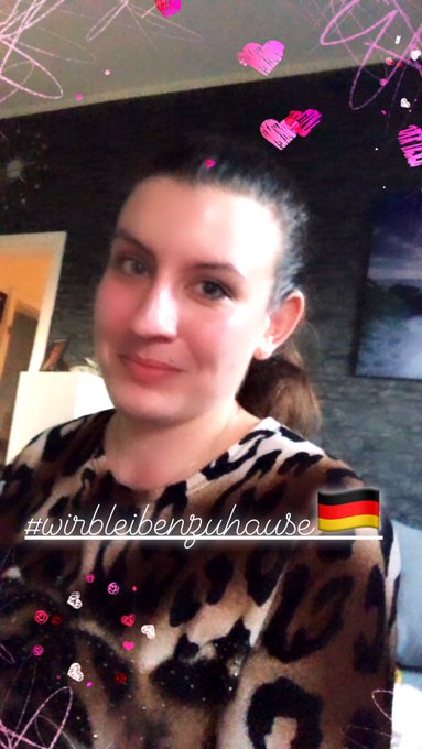 Lasst uns doch mal schauen die 1Tsd. Follower zu erreichen 😘💦 https://t.co/Ns55e7IOKA<a href="/tag/mvsales"class="tags"><span>#mvsales</span></a>