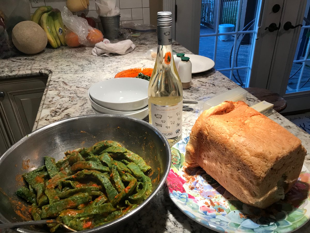 Yeah Instagram sucks stop posting pics of stuff people don’t care about!! Here’s my homemade rosemary olive oil loaf and spinach pasta that didn’t unfold in the water but still slapped