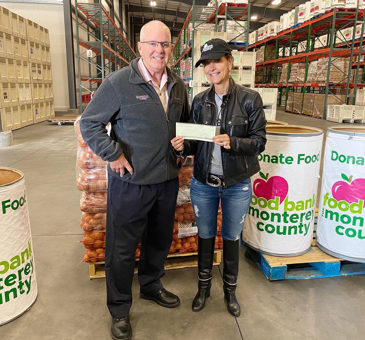 AndyBoyInc's tweet photo. In collaboration with @growershipperassociation our President and CEO John D’Arrigo has launched the #AgChallenge . Together, we challenge other local agriculture companies to match the $20K donation that was made to the Food Bank for Monterey County & Meals on Wheels Salinas! https://t.co/mDTwUdxP4A