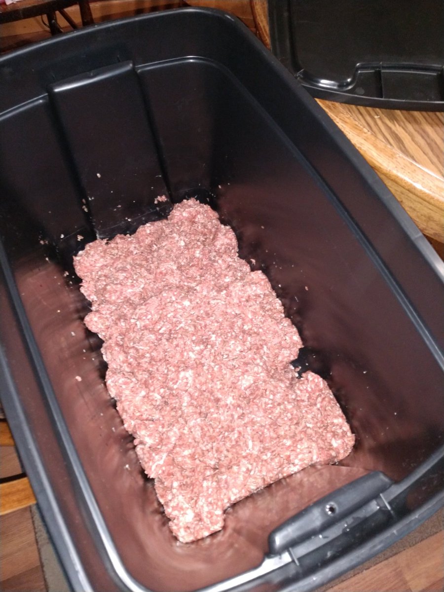 TSmallbeck's tweet photo. Batch one of sausage mixed up. More to come https://t.co/FtBBD0DnoI