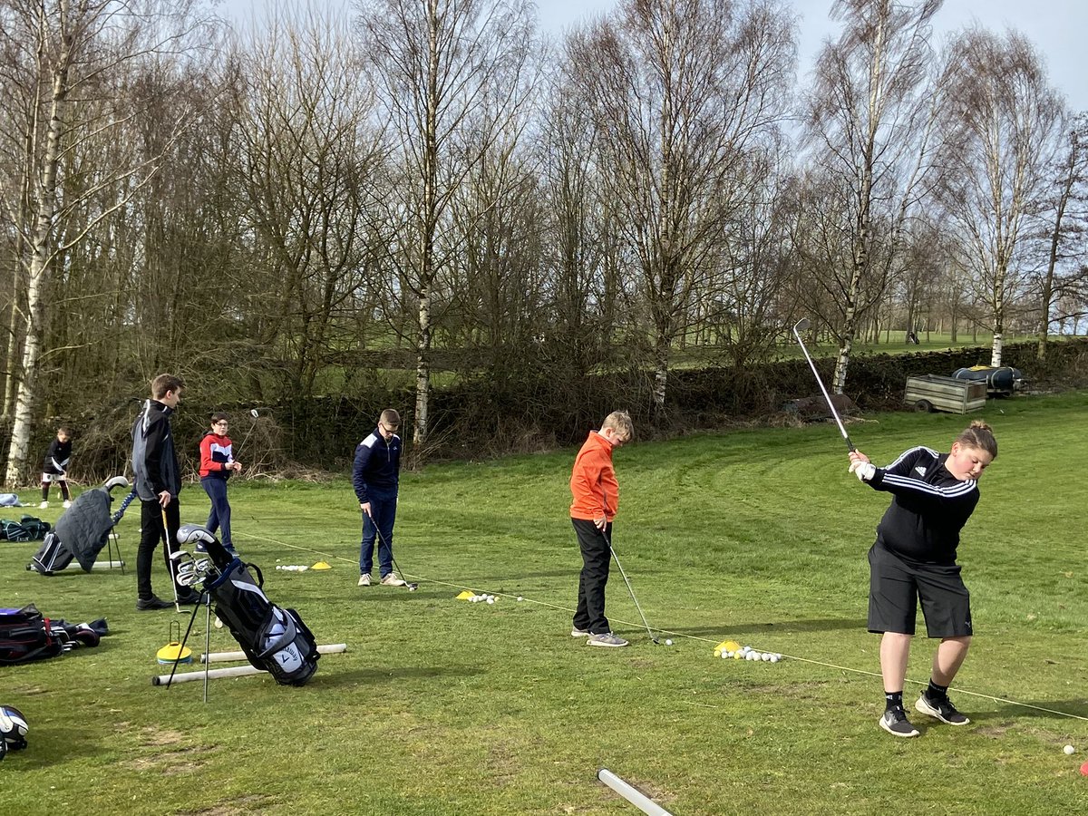 Juniors @brackenghyllgc enjoying some practice. Disinfected Individual golf ball tubes, extra space between each other and lots of fun! #MTGolf #keepgolfopen #addingham