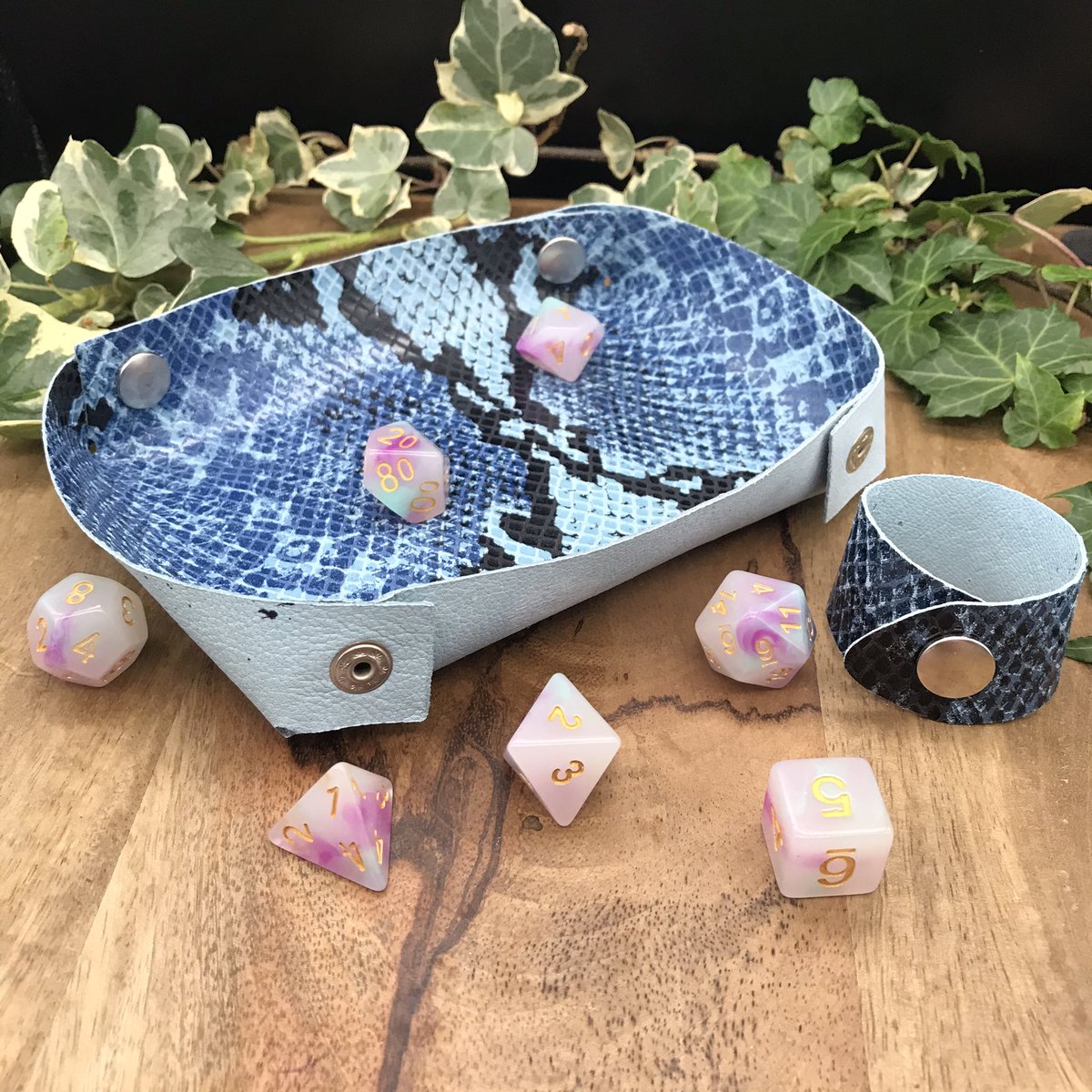 ThornlessRoseUK's tweet photo. I’ve a couple more new tray designs that should be up and available shortly, and if your a fan of my #Handmadedice please keep and eye out for updates or join my mailing list via the website. Release info coming soon. https://t.co/H9PJEkdFUY