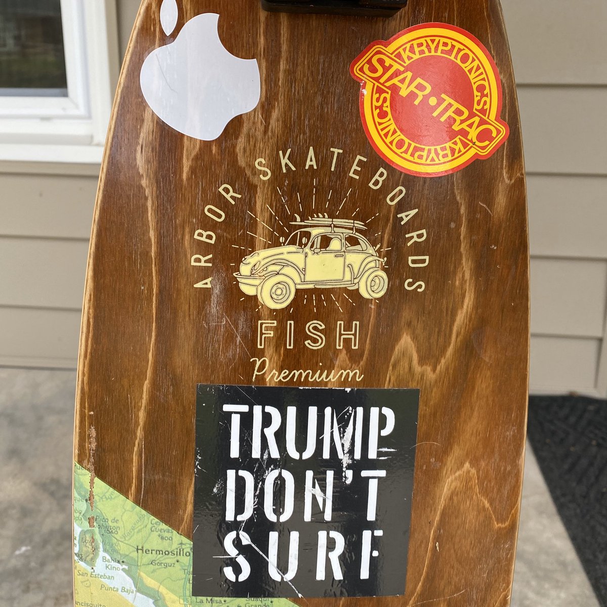 CMoneyKS's tweet photo. I gotta get out and mellow my mind...
#Skateboarding #Longboarding #Cruising #ArborLongboards #ArborSkateboards #ArborFish #KryptonicsWheels #RandallTrucks #BonesBearings #TrumpDontSurf https://t.co/mhWJ63Tq7B