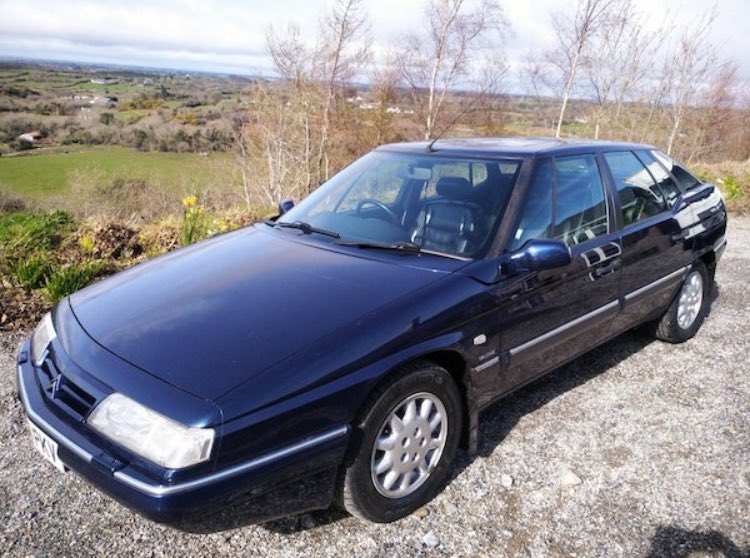 DoneDealFinds's tweet photo. Alternatively you could escape in this V6 Citroen XM? Allow the #hydractive to soothe your weary soul. Also digging the disco lighting 
https://t.co/i7BCFK2hpQ https://t.co/y76d4lH9iy