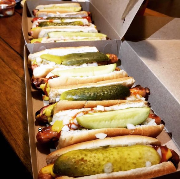 Don’t forget... we now offer online ordering! Go to tedshotdogs.com to place your order for pickup! Use code CURBSIDE for 15% off 🌭🌭
