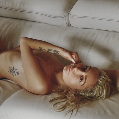 Sarah_Mgnt's tweet photo. #NouvellePhotoDeProfil https://t.co/RHlJvZN0s1
