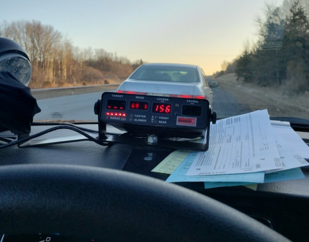 G1 driver from Mississauga heading to Montreal with buddies. Stopped on #Hwy401 in South Stormont by #OPPHSD. Val tag expired since 2019, no insurance card, no ownership, driving on prohibited hwy (due to G1). #OPP #SlowDown #DriveSafe <a href="/OPP_COMM_ER/">OPPCommunicationsER</a> ^bd