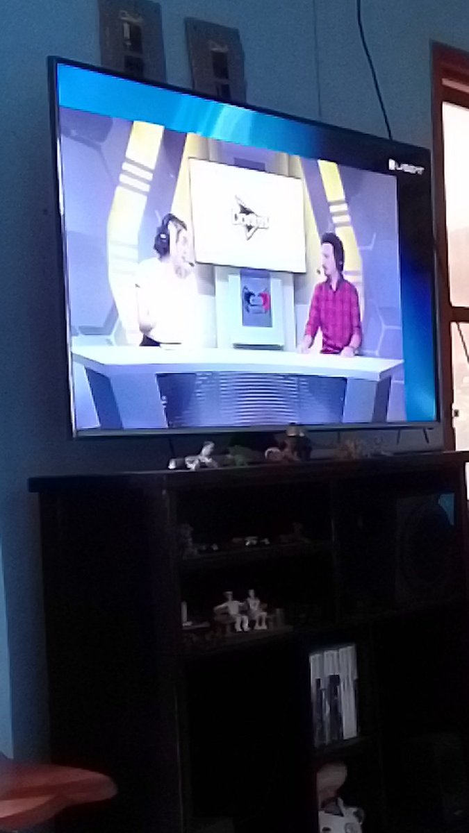 alitdejesus's tweet photo. En cuarentena viendo league of legens en u-beat me dan ganas de jugar https://t.co/7tQwdKVxah