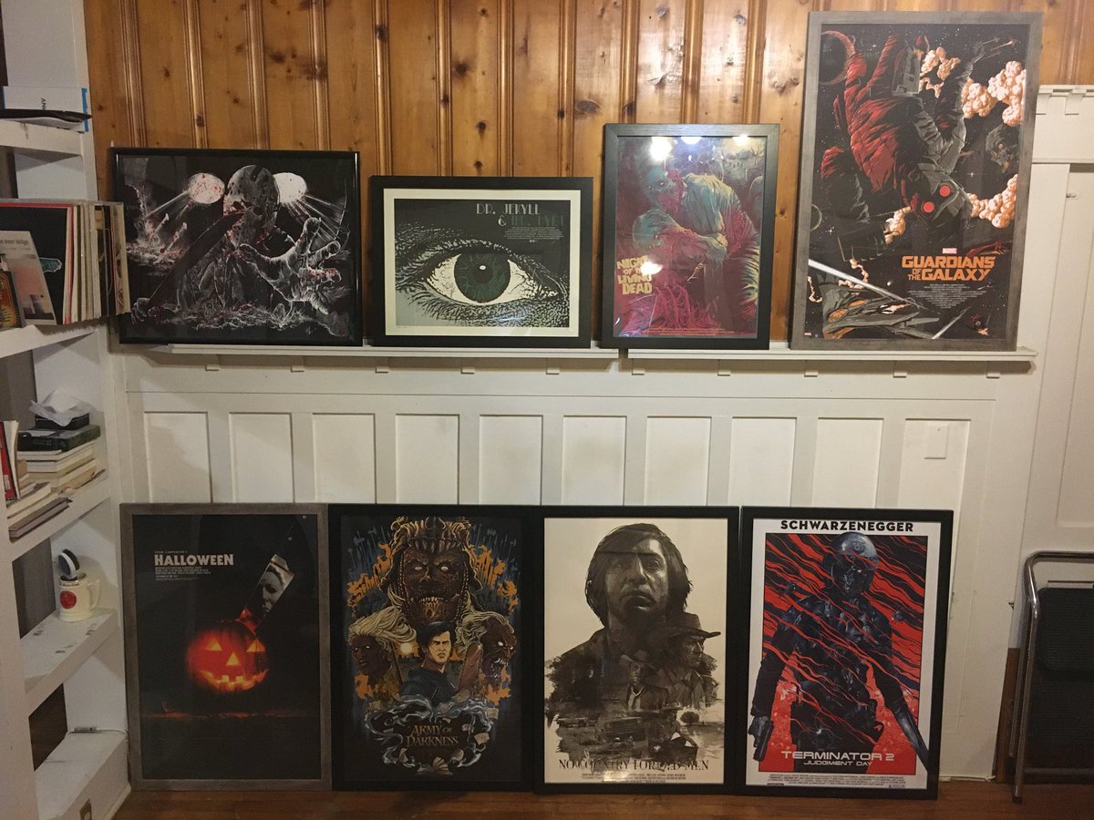 Shane_Simon's tweet image. Doing a little cleaning and re-decorating with my time off.

Question...where does one display a Rambo III print he may have received in a mystery tube?  

#PrintLife #SmallSample
