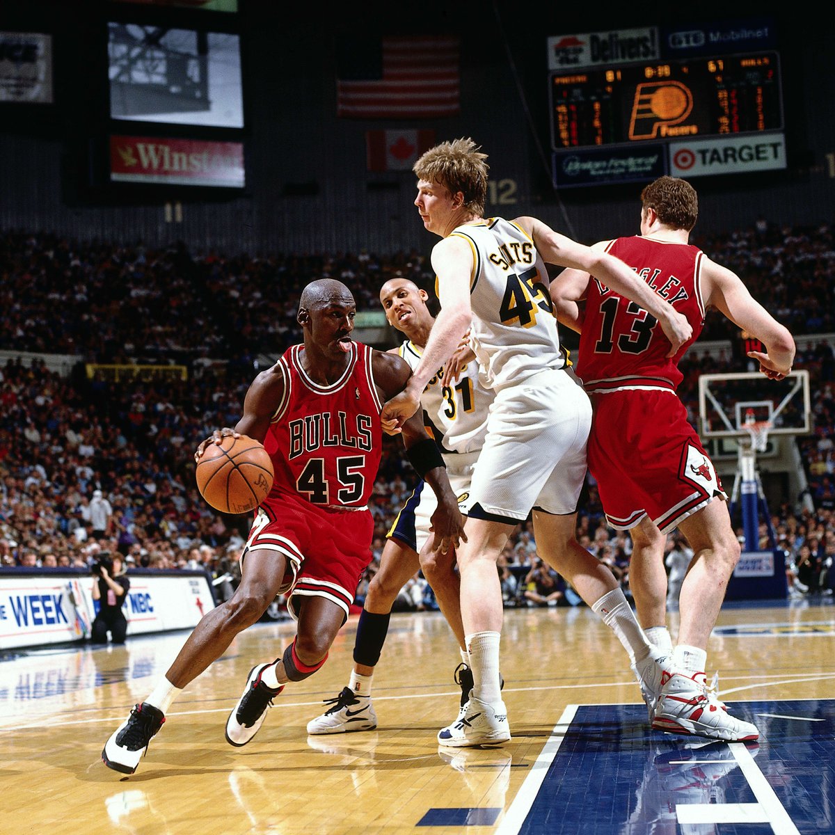 Maybe it was MJ's 52 he dropped in Scottie's charity game in Sept. 1994. Maybe it was just a belief in him. Maybe it was common sense within basketball.But people in the NBA were much more bullish on MJ post-baseball than the press, or even fans. http://nbcsports.com/chicago/bulls/michael-jordan-im-back-fax-1995-nba