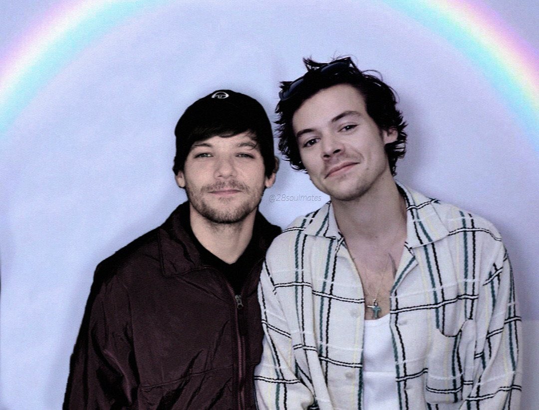 h e l l o i am going to start a thread of my favorite larry fics, adding one each day that we’re in quarantine i hope y’all end up finding new fics to love and that you -like me- enjoy reading about the soulmates falling in love in a million different ways 