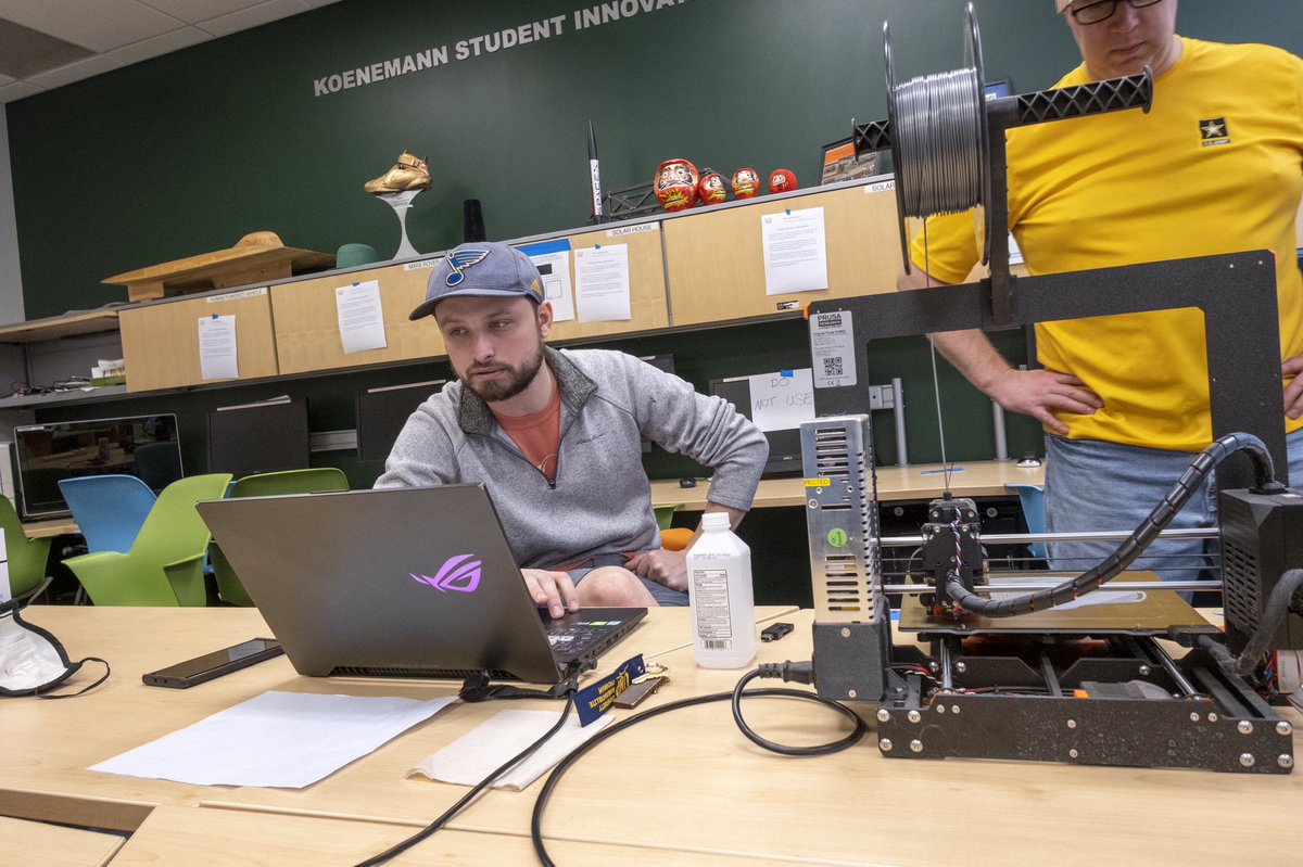 MissouriSandT's tweet photo. S&amp;T students, faculty and staff are setting up 3-D printer farms across campus to 3-D print N95 masks and face shields for @PhelpsHealth1. There are currently no confirmed cases of #covıd19 at S&amp;T or in Phelps County. #minersdigdeeper to #slowthespread of #coronavirus https://t.co/zEoBXv5srs