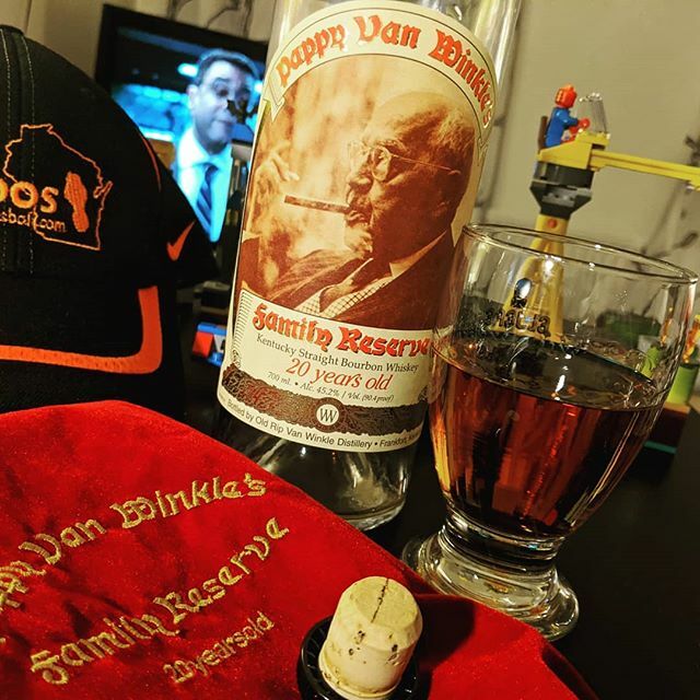 Pappy Van Winkle's 20 Year Family Reserve @ 45.2% (bottled 03-FEB-2011)
My Yoda!  The deep, rich, chewy sweet wood in this! Strong and bold and smooth as silky honey.  Caramel apples and forbidden fruits, leather and spices.  #bottlekill #heaven #fuckit