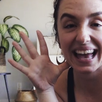 8limbsyoga's tweet photo. 8 Limbs LIVESTREAM Sunday March 22:
9am All Levels with Misha
10:30am Strong Flow with Nancy N.
6pm Gentle with Lasara (pictured). Link in profile to learn more and register. 
We are adding classes v soon so keep checking the schedule! Requests welcome! … https://t.co/N9eH2ZXwWZ https://t.co/8x2AADKtLK
