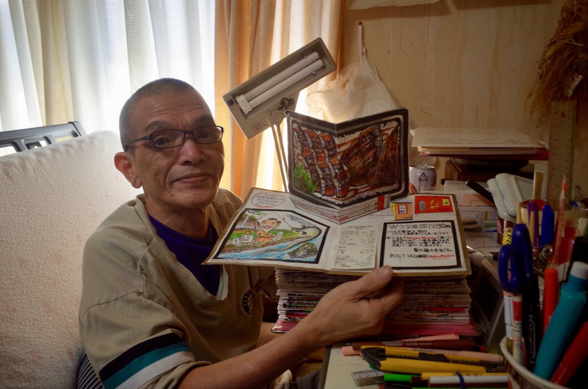 GratitudeDNA's tweet image. เห็นสมุดบันทึกมาก็มาก...แต่เพิ่งเคยเห็นสมุดบันทึกของพ่อครัว

เชฟคนหนึ่งในญี่ปุ่นจดบันทึกและวาดภาพเมนูอาหารที่สรรสร้างมาในช่วงเวลา32ปี 

คนอะไร..ทำอาหารอร่อย วาดภาพก็สวย 🥰 ตอนนี้เลยขายดีทั้งอาหารและงานศิลปะ

ภาพจาก: Colossal/Kushino Terrace
kushiterra.com/artist/2016/01…