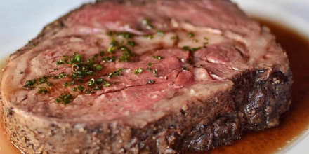 AlexandersCuper's tweet image. A PRIME RIB FEAST FIT FOR THE WHOLE FAMILY!
Pre-order a Prime Rib Family Special for take out (Serves 6)
Order at our website! Select the takeout option.
alexanderssteakhouse.com 
#primerib #takeout #eatingin #familyfeast #dinner #dinnertime #SiliconValleyStrong