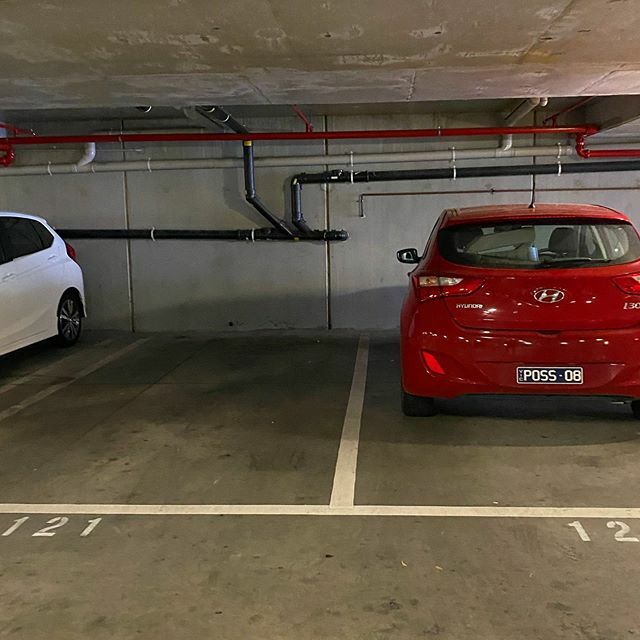 Hope everyone is practicing social distancing to reduce the spread of COVID-19 #stopthespread  Even Ruby is getting in on the act keeping 1.5m between others 😂 🚘

#possandruby #covid_19adventures #socialdistancing #weekendadventures ift.tt/33ATeY1