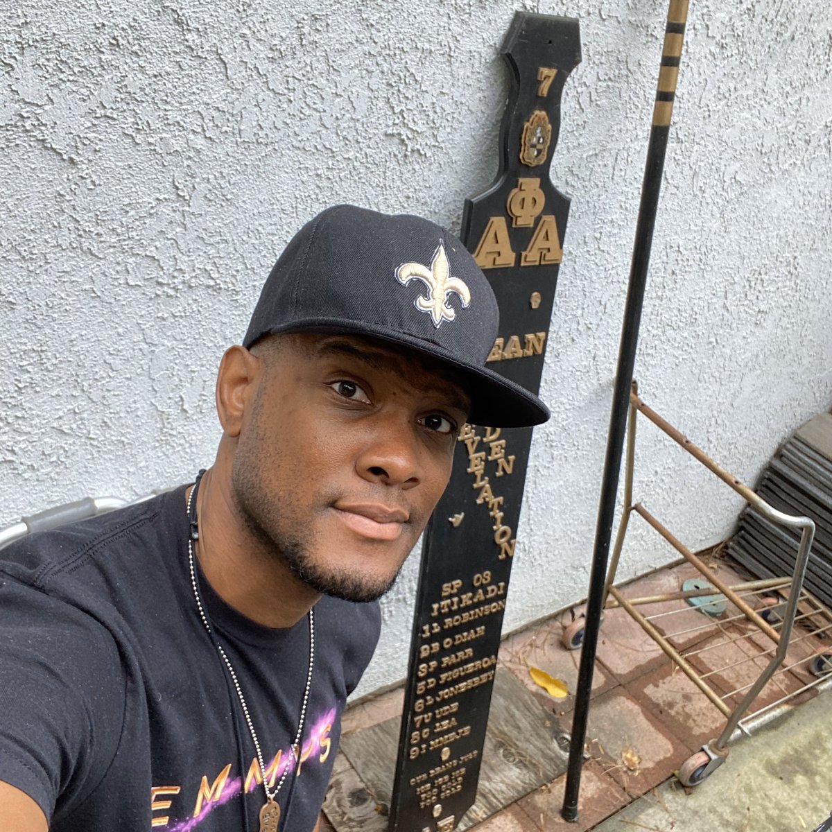 joquinn06's tweet image. Good here frat cleaning up the shed and finding my gifts from spring 03 Neos!! #oldschool #spring01 #19yearsAPhiA