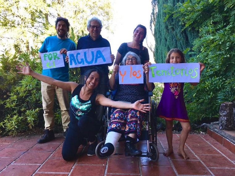 AguaEnMarcha's tweet photo. Mañana es el 💧Día Mundial del Agua💧
Ayúdanos a visibilizar la crisis hídrica y ecológica que viven los territorios.
hoy inicia la #hashtagton en todas las redes sociales (TW, IG FB)usando nuestro hashtag:
#PorElAguaYLosTerritorios https://t.co/AnJikI4syH