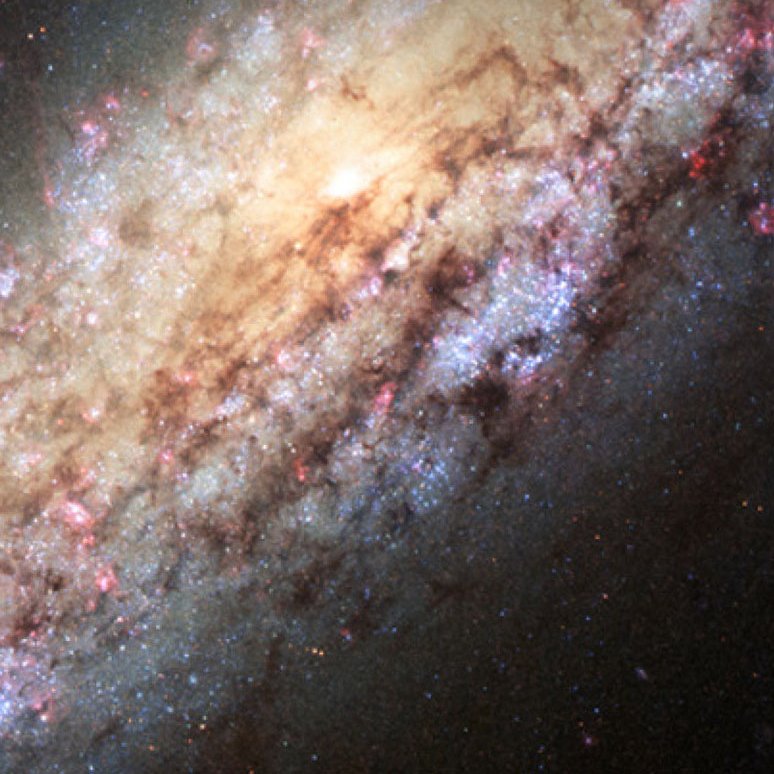 NASA's tweet photo. Did you know that among so many other things we do, we publish books? 📚 From Earth imagery to engineering handbooks, we’ve got something for you. Explore NASA’s e-book library and spend some quality time with your favorite space agency: https://t.co/SeVBw4fYFU https://t.co/Xhf7bZrUxx