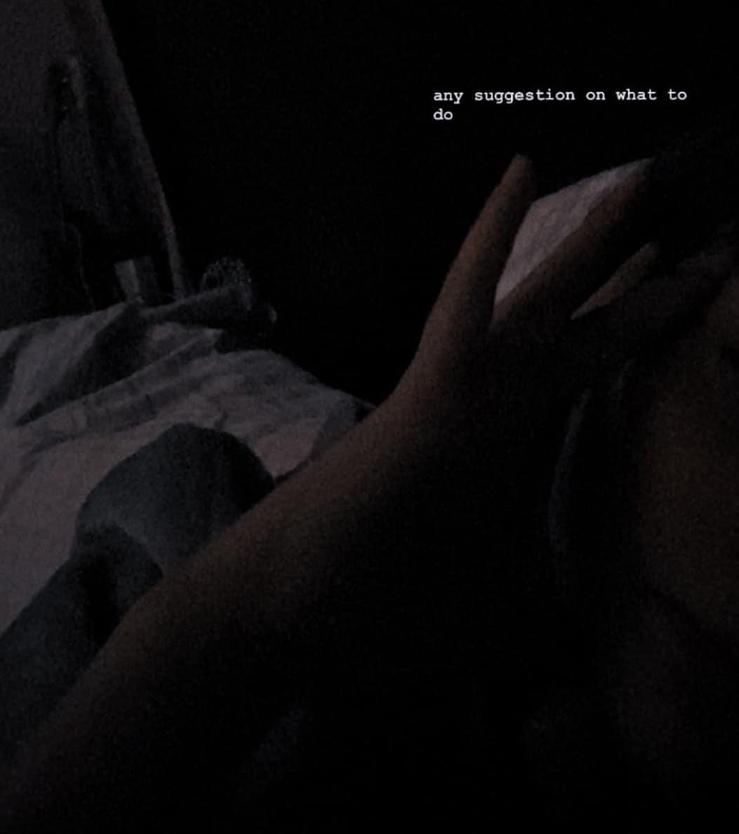 ㅤㅤㅤㅤ𝐈𝐍𝐒𝐓𝐀𝐆𝐑𝐀𝐌 𝐒𝐓𝐎𝐑𝐈𝐄𝐒.  
                    ╰ ﹫ʀʜʏᴍᴇɢʀɪғғɪɴ.

  saturday 03/21. ╱ a few seconds ago. 

      ﹅ ❛ any suggestion on what to do. 🤔 ❜