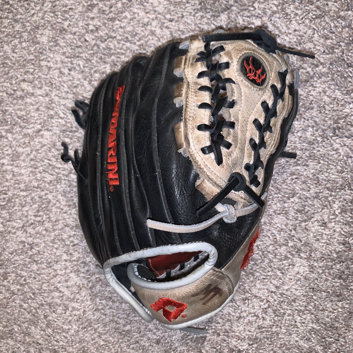 bluegloverepair's tweet photo. https://t.co/9jOU4RkdVw