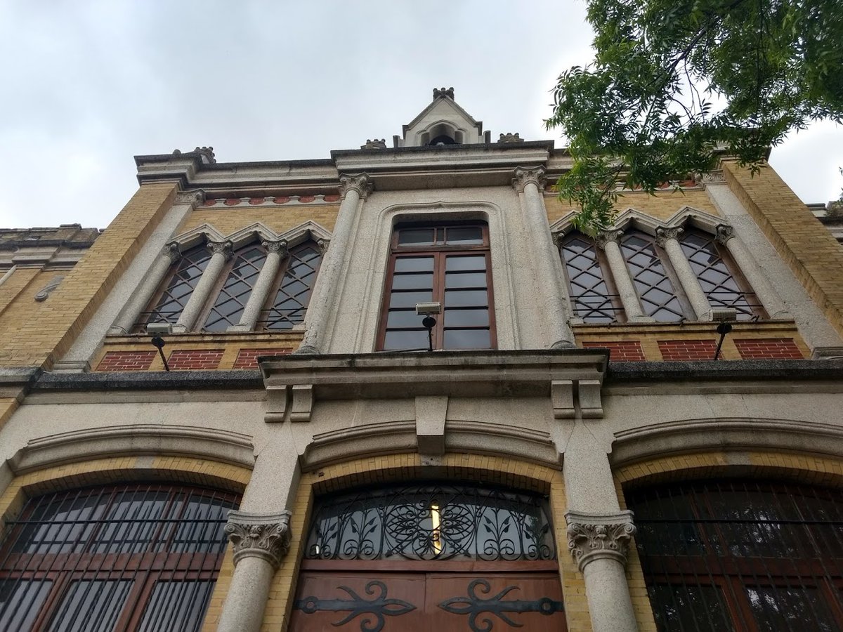 Catlyn_G's tweet photo. #QueHacerEnNL @QuehacerenNL: '¿ Ya conoces la Escuela Superior de Música y Danza de Monterrey? 🎻🎼

💥#EscuelaSuperiordeMusicayDanzadeMonterrey #ESMDM #QuedateenCasa #QuehacerenNL 💥 ' https://t.co/LtwwwHtgaI, see more https://t.co/IkPTBaOerY