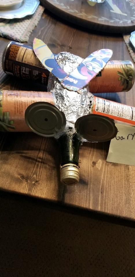 FBTurfAndy's tweet image. Austin Walker Build A Bug, name is Gary.
#Wonderchallenge
#BASFBuildabug