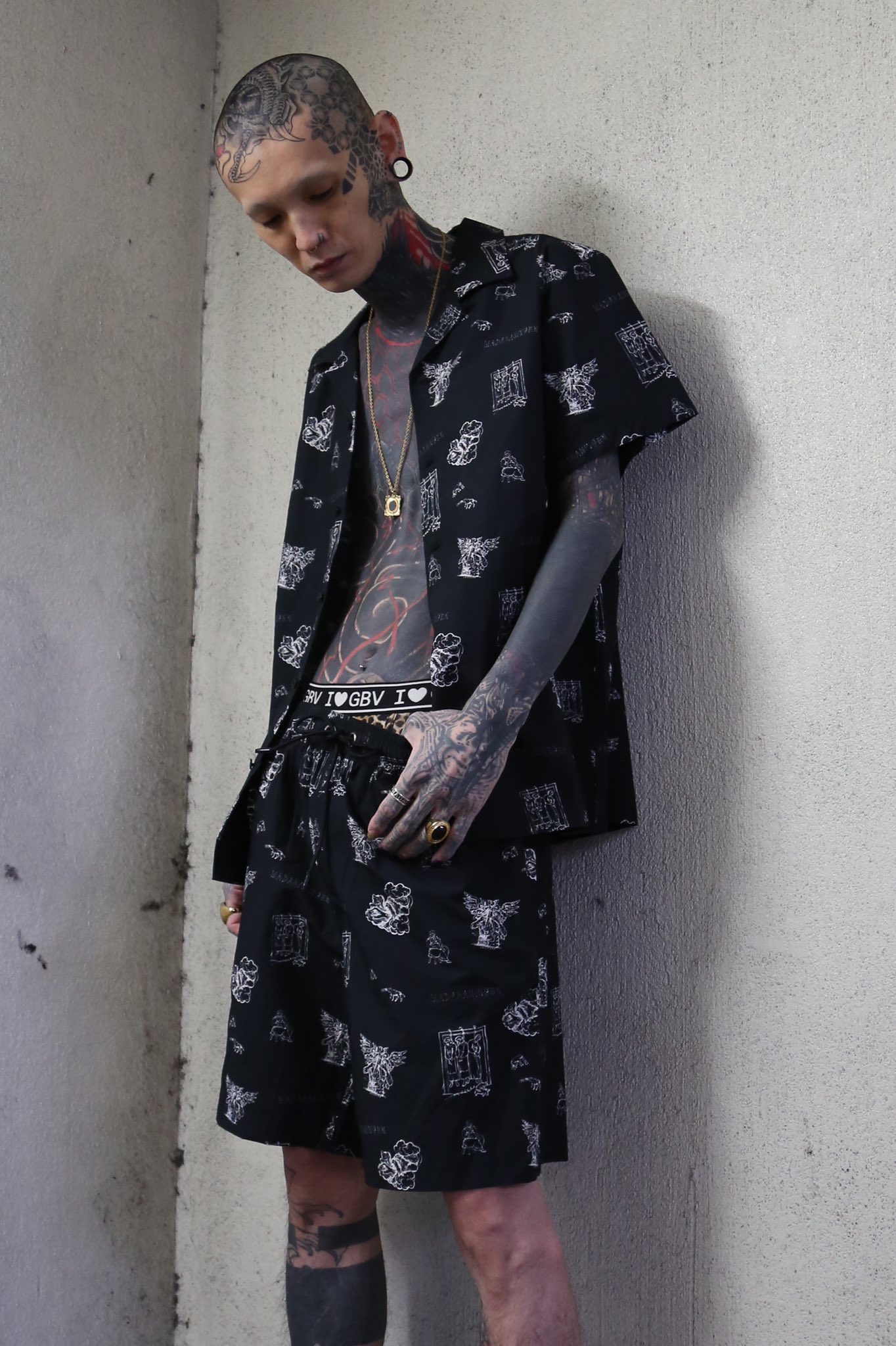 マダラニンゲン HANGING ALOHA SHIRT マダラニンゲン HANGING ALOHA SHIRT