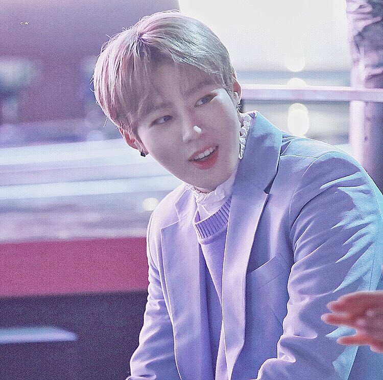 Cloud_With_'s tweet photo. 2019년에 쉴틈없이 달려와줘서 너무 고마워🥰

#하성운 #HASUNGWOON @gooreumseng https://t.co/AtsHv5hUdJ