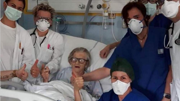 chvnoticias's tweet photo. Venció la batalla: Anciana de 95 años se cura de coronavirus en Italia https://t.co/Gl30vwqKbZ https://t.co/xd0X9SFilD