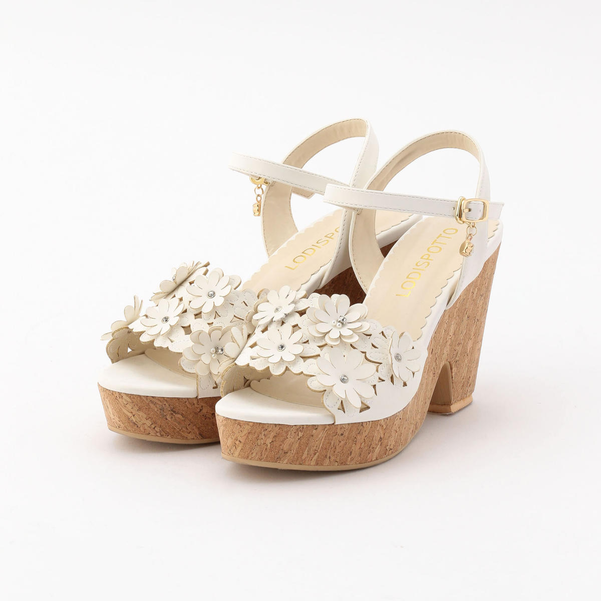 Lodispotto ロディスポット Pre Order early Summer ビジューフラワー サンダル T Co Evf3j7qpna フラワーモチーフと中央に添えた煌めくビジューがフェミニンな表情を演出するサンダルです ストラップサイドにもビジューを