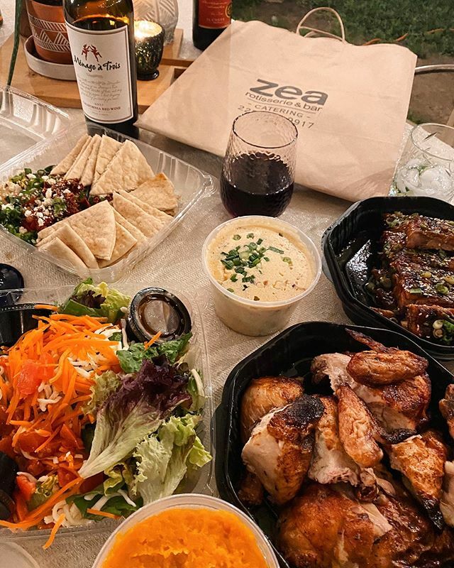 eatlovebr's tweet photo. Set up a little out door feast made possible by @zearestaurants 🙌🏻 @zearestaurants DELIVERS figuratively and literally! Tonight was so memorable for me and my family enjoying the perfect weather and a delicious meal during these wild times. Thankful for … https://t.co/5xZYSbQrcw https://t.co/D0LBXgv8sW