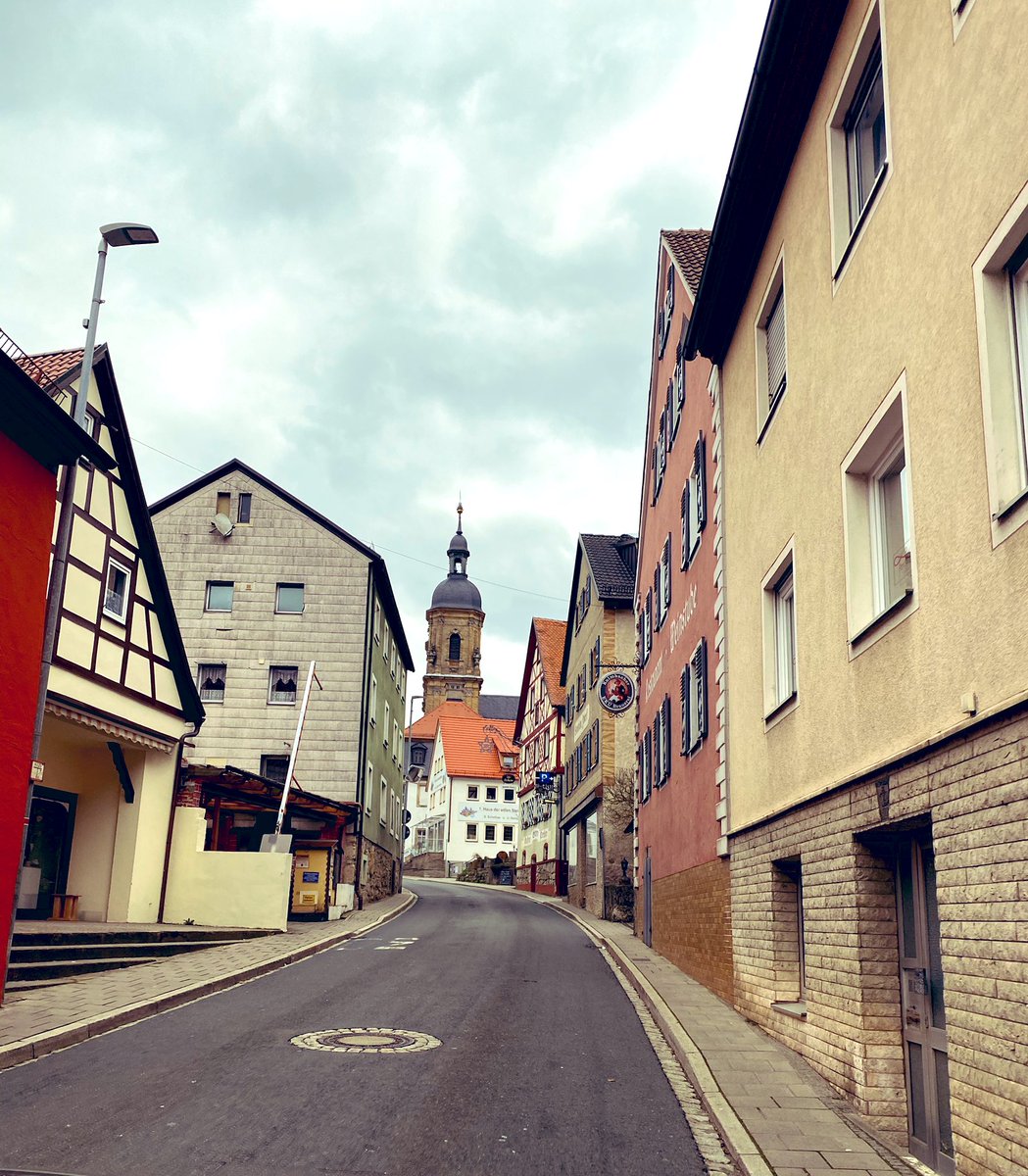 Germany... Streets are alone. With more than 22.000 cases, I am not worried about me, I am worried about the families that work in small business and depend of their job to provide support to their kids. This is the time to help each other, buy only the necessary and pray 🙏🏻♥️