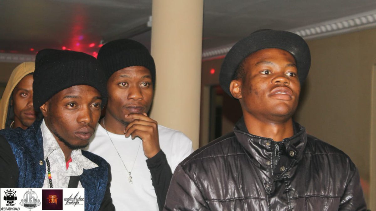 trainmusicinc's tweet photo. @itu_medupe hosts #nkakokotella 2 SINGLES Launch [https://t.co/krrJ2U85zI] #itu #nkakokotela #freestateofhiphop #freestatehiphop #weaintstoppinganytimesoon #traintvza #05rapgovtv #scratchmarkpictures #musicwithacourse #weindastreets 
More on IG @trainmusicza https://t.co/eGxcaD0kB0