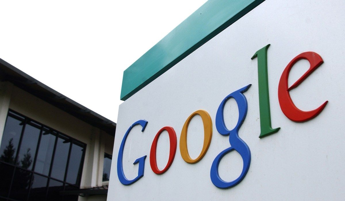 DGMPeople's tweet photo. Everything that we’re currently enduring would be worse without the Internet. Without it, we wouldn’t be getting nearly as much information nearly as quickly. Our ability to look up what doctors are saying would be nil
Read- https://t.co/6r8xQT1kkB
#internet #socialmedia #Google https://t.co/6HcNtC1GIV
