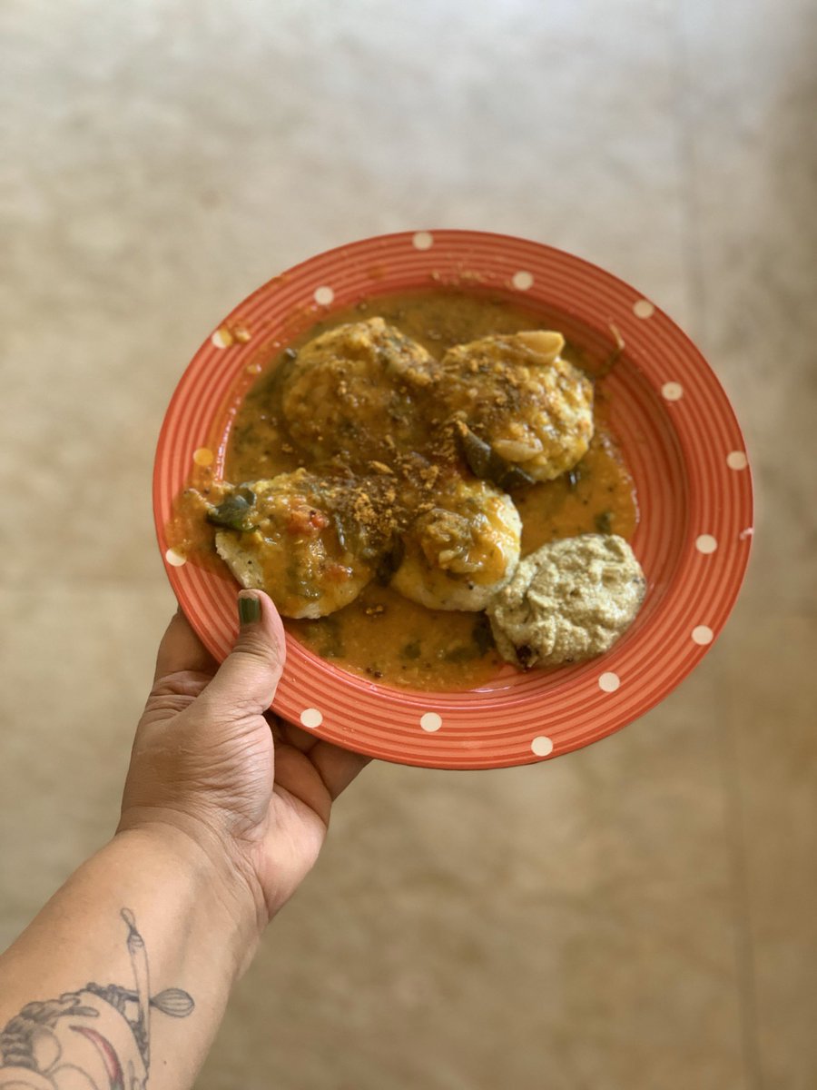 Breakfast today - Rawa Idli , sambhar , chutney and generous sprinkle of curry leaves podi 