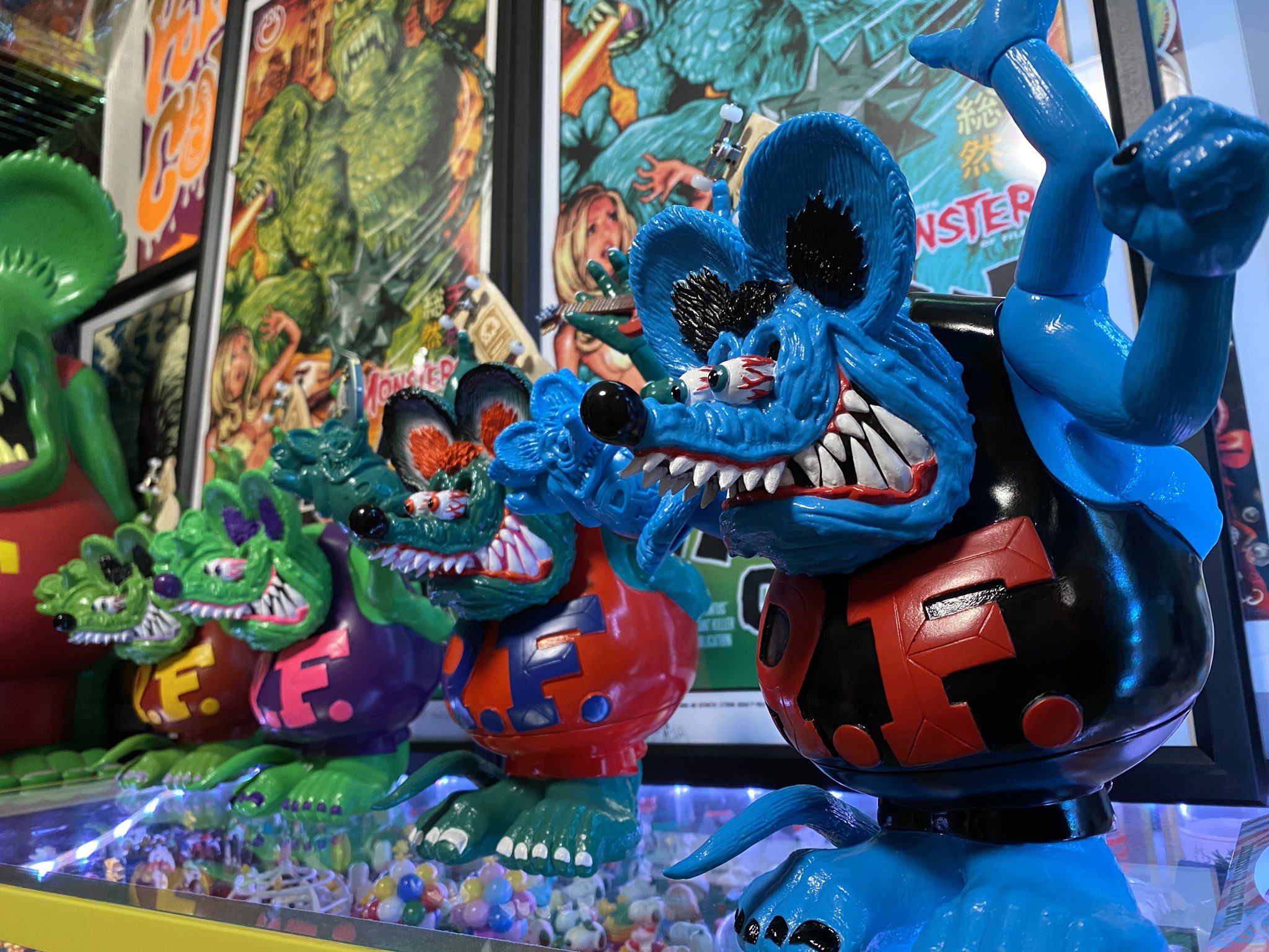 ブラックブックトイ　ラットフィンク BlackBook Toyから登場の「Asura Rat Fink」最新作は「Stealth