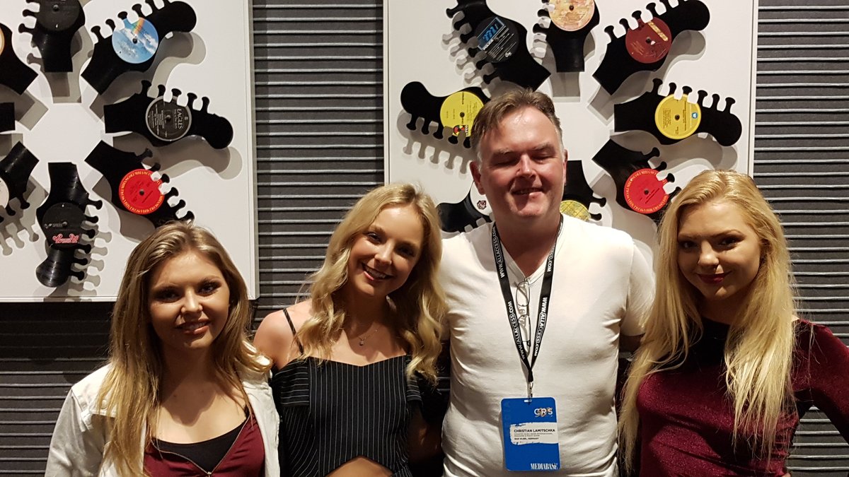 CMNI_More_Music's tweet photo. #SouthernHalo, #TiffanyWoys, #WaterlooRevival, #Williams on #Country #Music #News #International #Radio #Show, March 25., 27., 28., 29., interviewed by #ChristianLamitschka! The show will be in #English with your #DJ #AnjaKristinKrone! https://t.co/bzhQ0LXOjF https://t.co/emKnesax1R