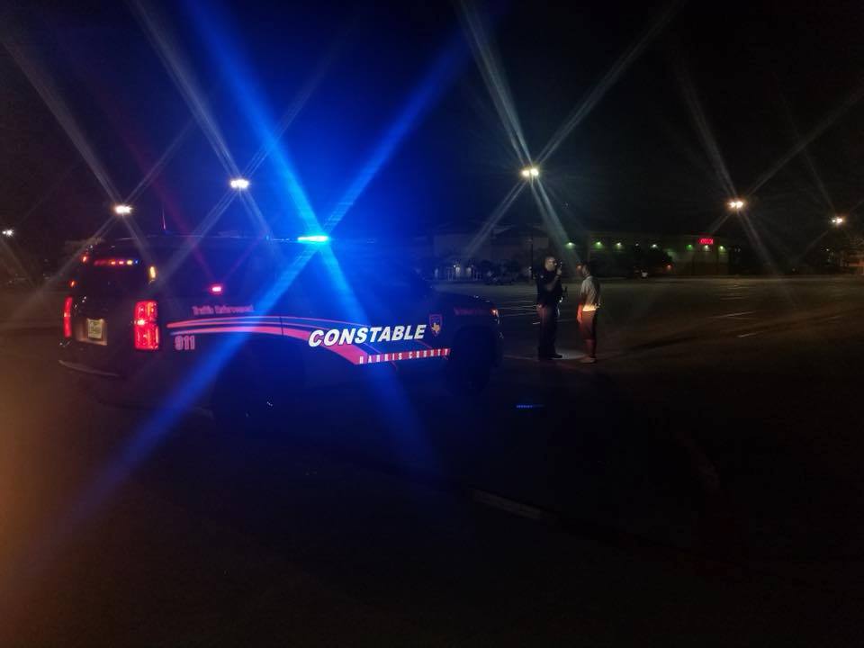 Pct4Constable's tweet photo. 2AM Reminder: Bars are closing soon - Find a designated driver! #DrinkDriveGoToJail #2AMReminder https://t.co/BvtSnnF460