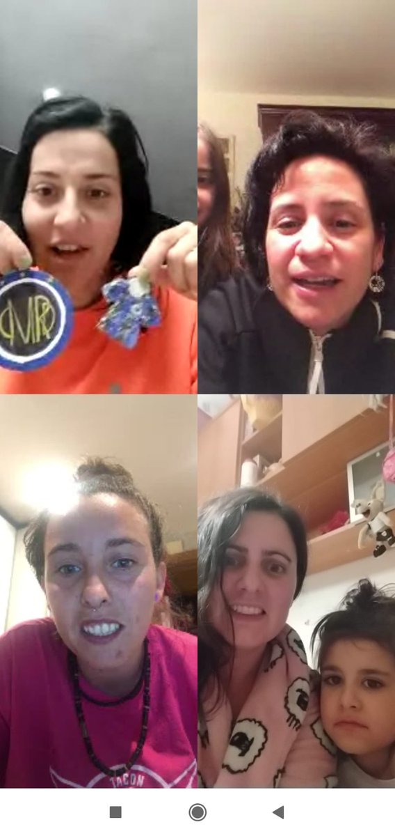 CDMasriver's tweet photo. 🤗 ¡Juntos/as a pesar de la distancia! Un día menos para volver a estar jugando. #CDMasRiver https://t.co/EAWZPonuJi